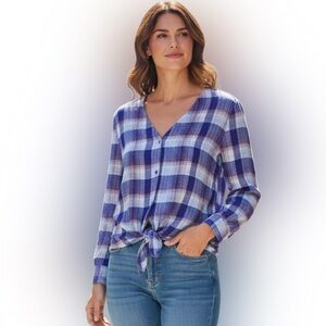 Como Vintage Blue and White Plaid Button Down Shirt